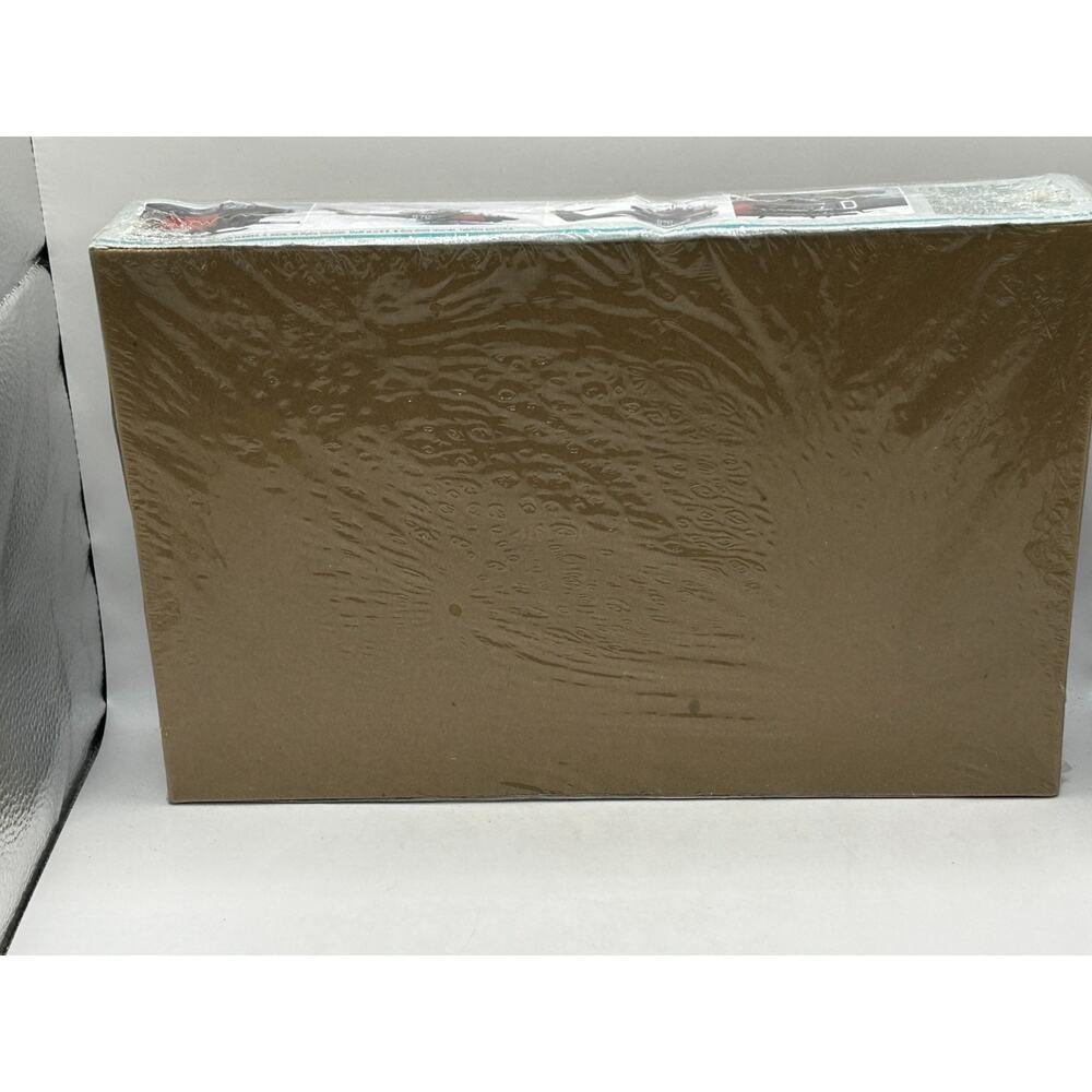 MONOGRAM BELL AH-1S COBRA HELICOPTER 1:48 PLASTIC MODEL Kit Complete Sealed - Picture 3 of 3